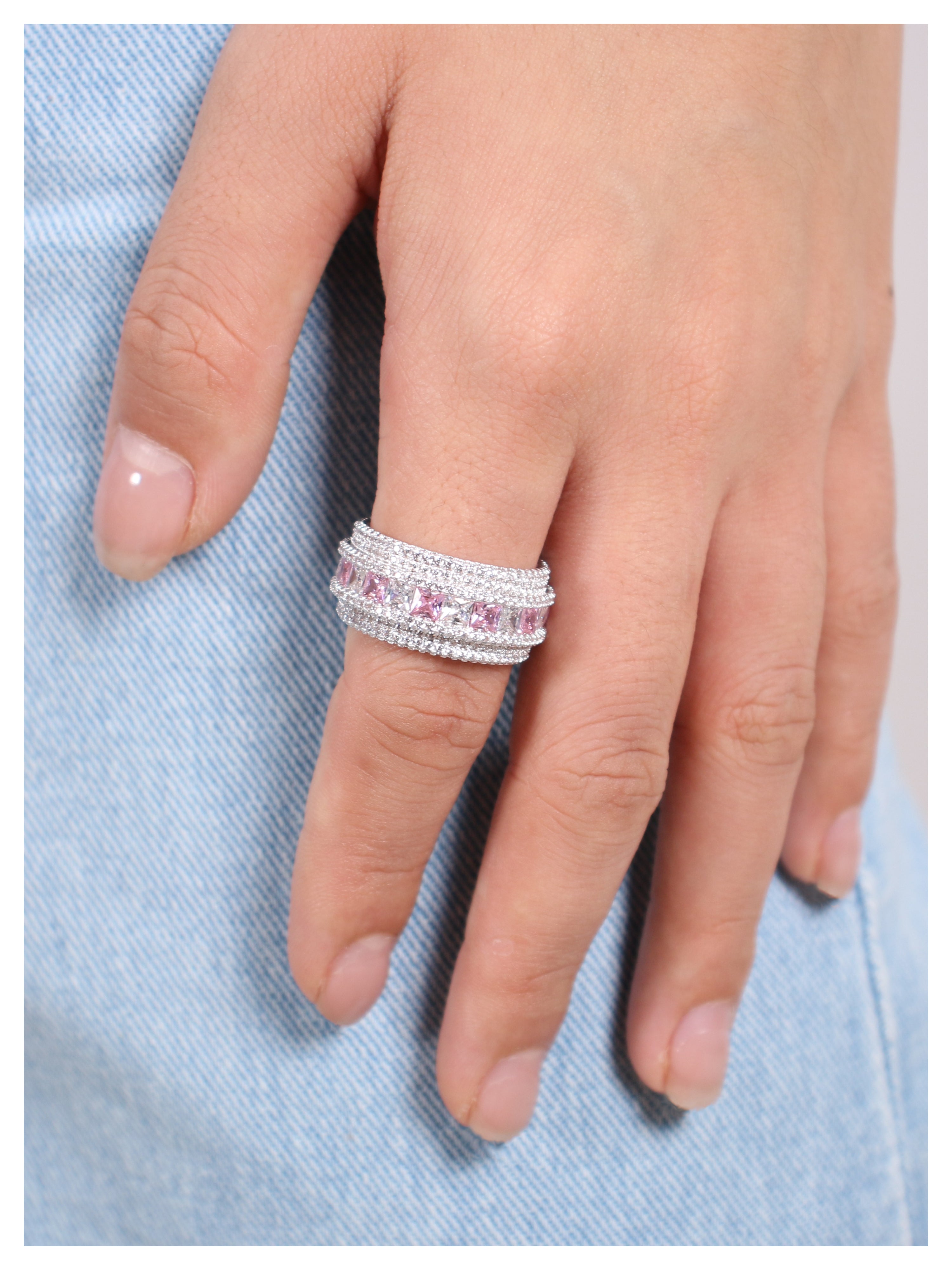 “Black & White”Pave Shine "Star-ring"(pink)