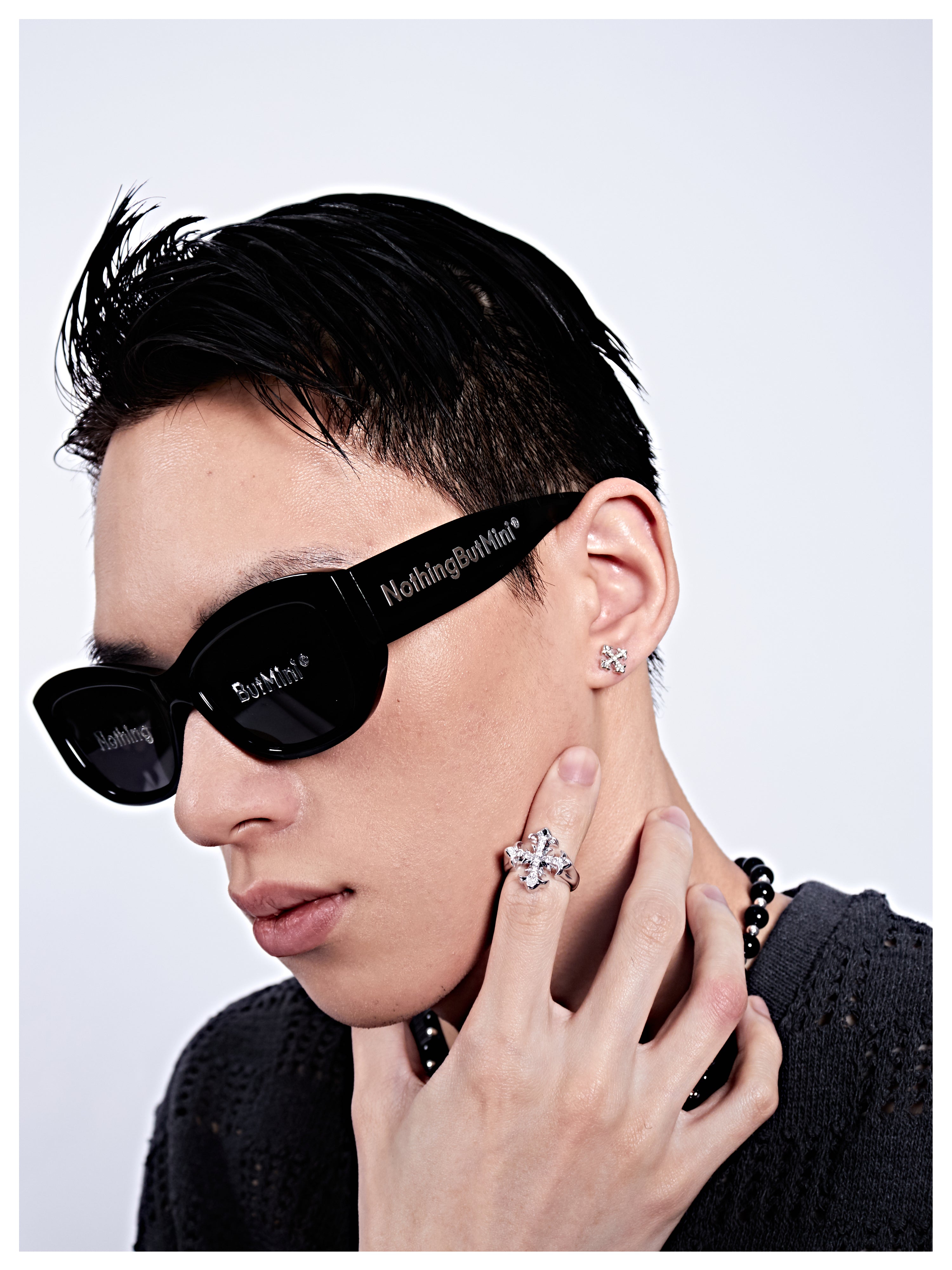 Cross shaped zircon earrings(white）