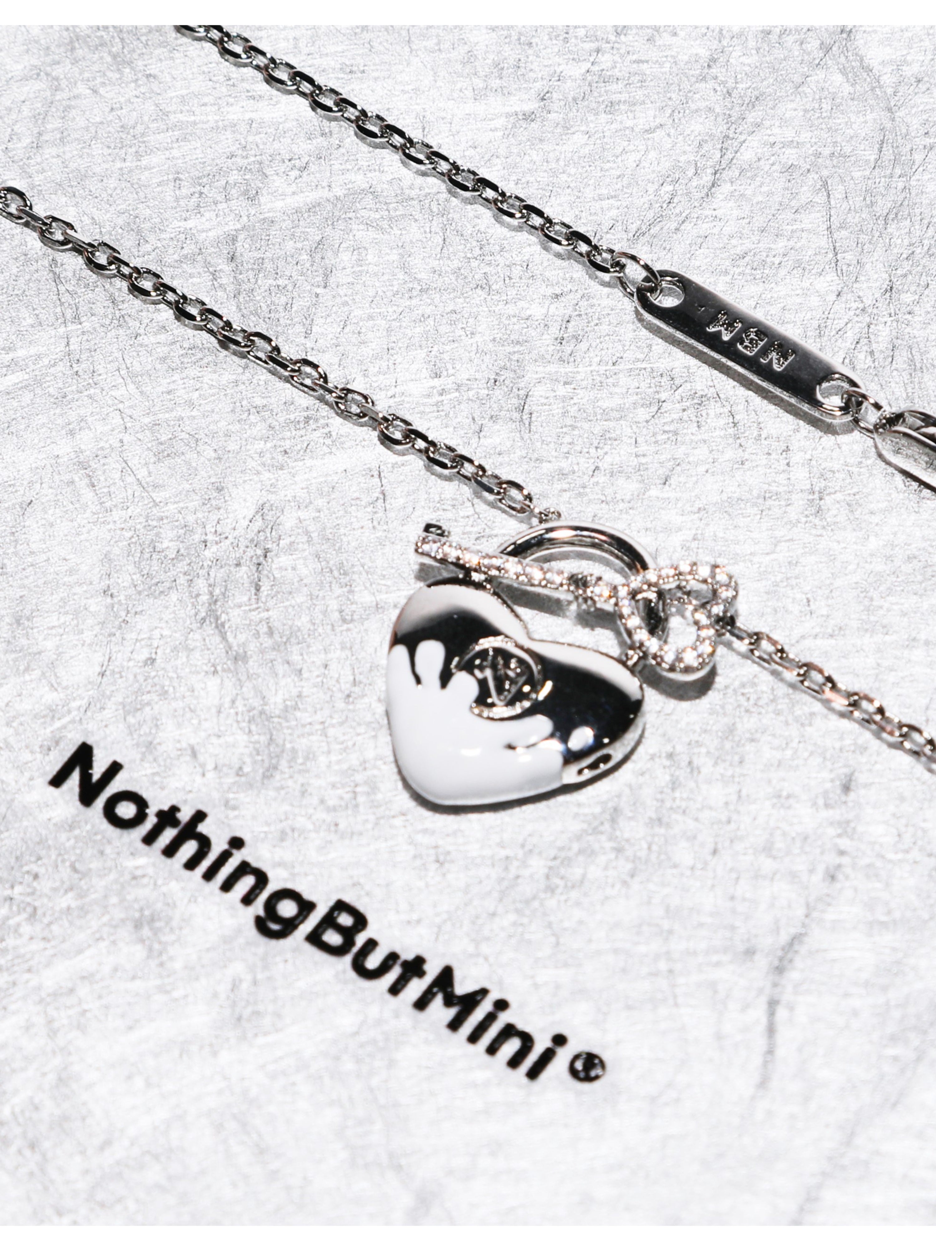 Heart-Shape Lock Pendant with glaze （White）