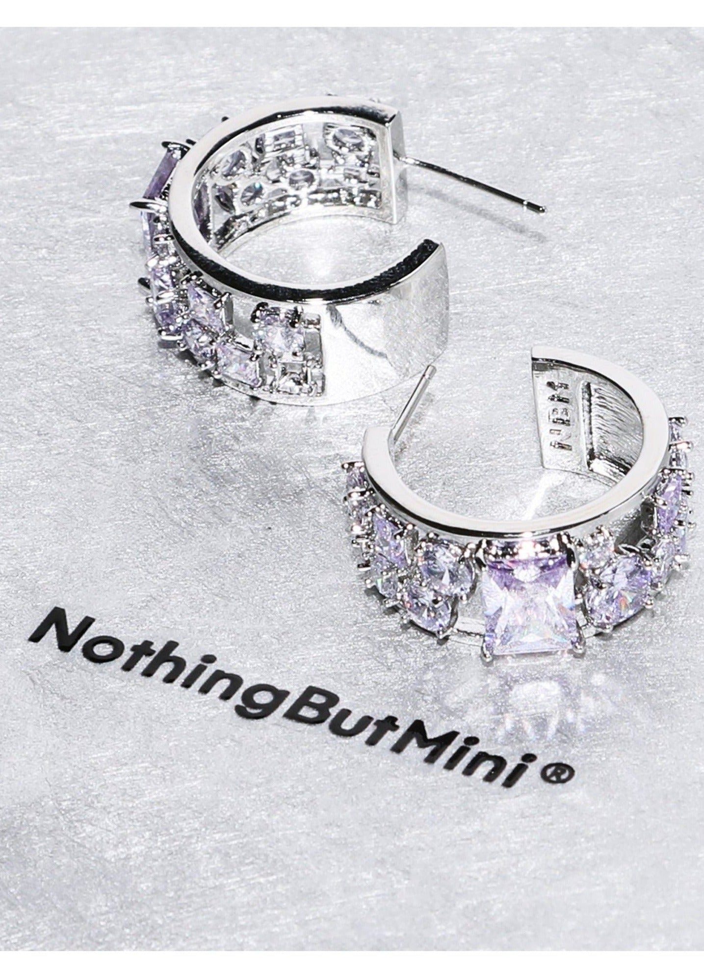 Scattered Zircon Earrings（Very Peri）