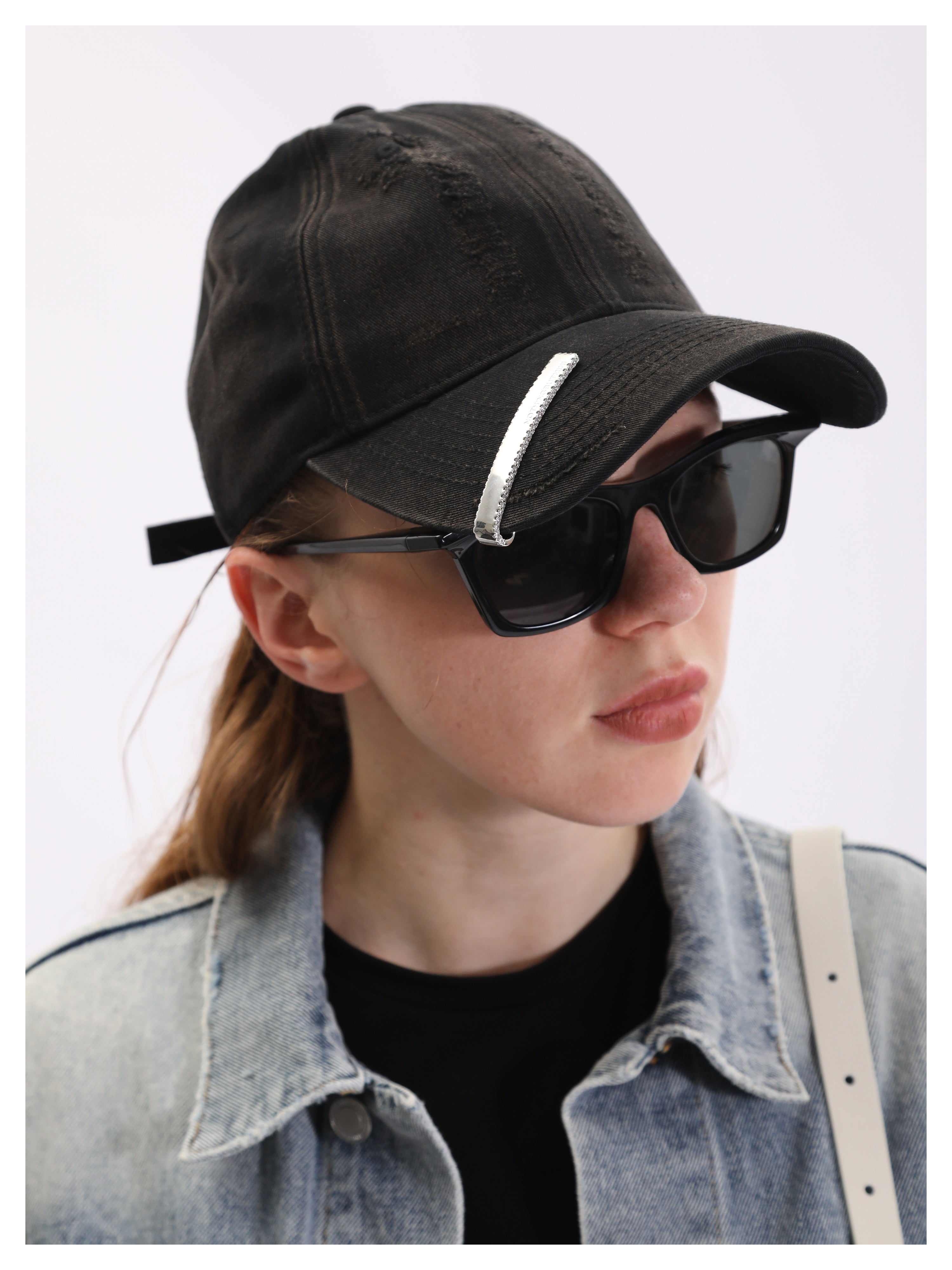 NBM metal brim clip Baseball cap (Black)