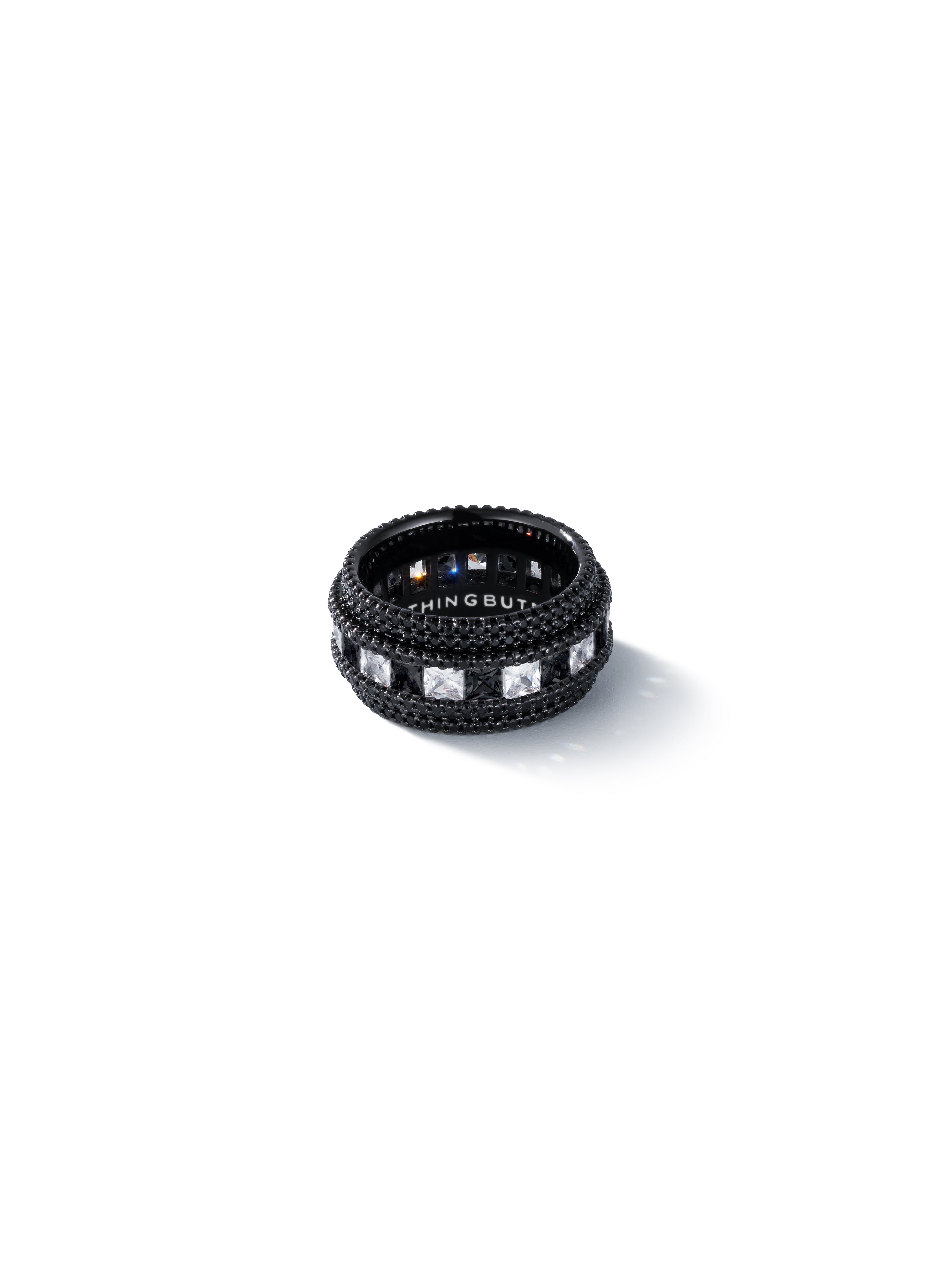 “Black & White”Pave Shine "Star-ring"(white）