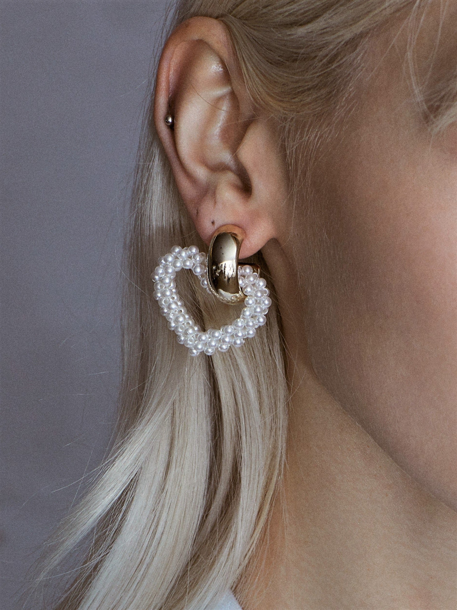Baroque Artificial Pearl Earrings (14k Gold)